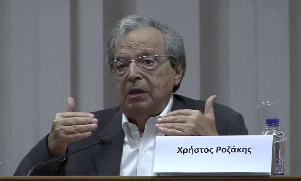 Καλύπτει Ροζάκη η Κυβέρνηση; - ''Εξέφρασε προσωπικές απόψεις''